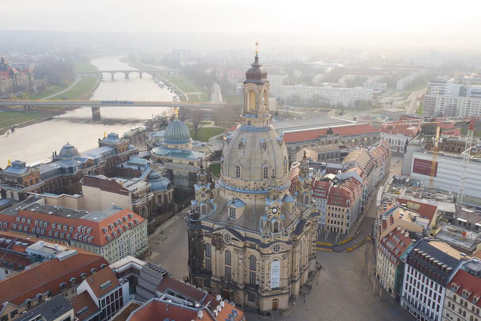 Heiraten in der Frauenkirche - Melanie Kunert Fotografie - Hochzeitsfotograf Dresden